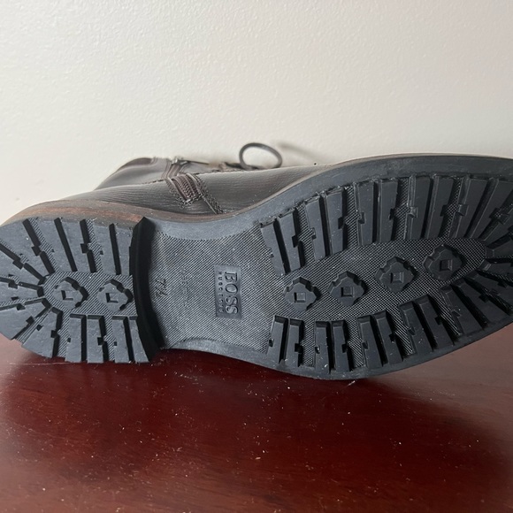 Hugo Boss OG Leather Winter Boots - Picture 7 of 10